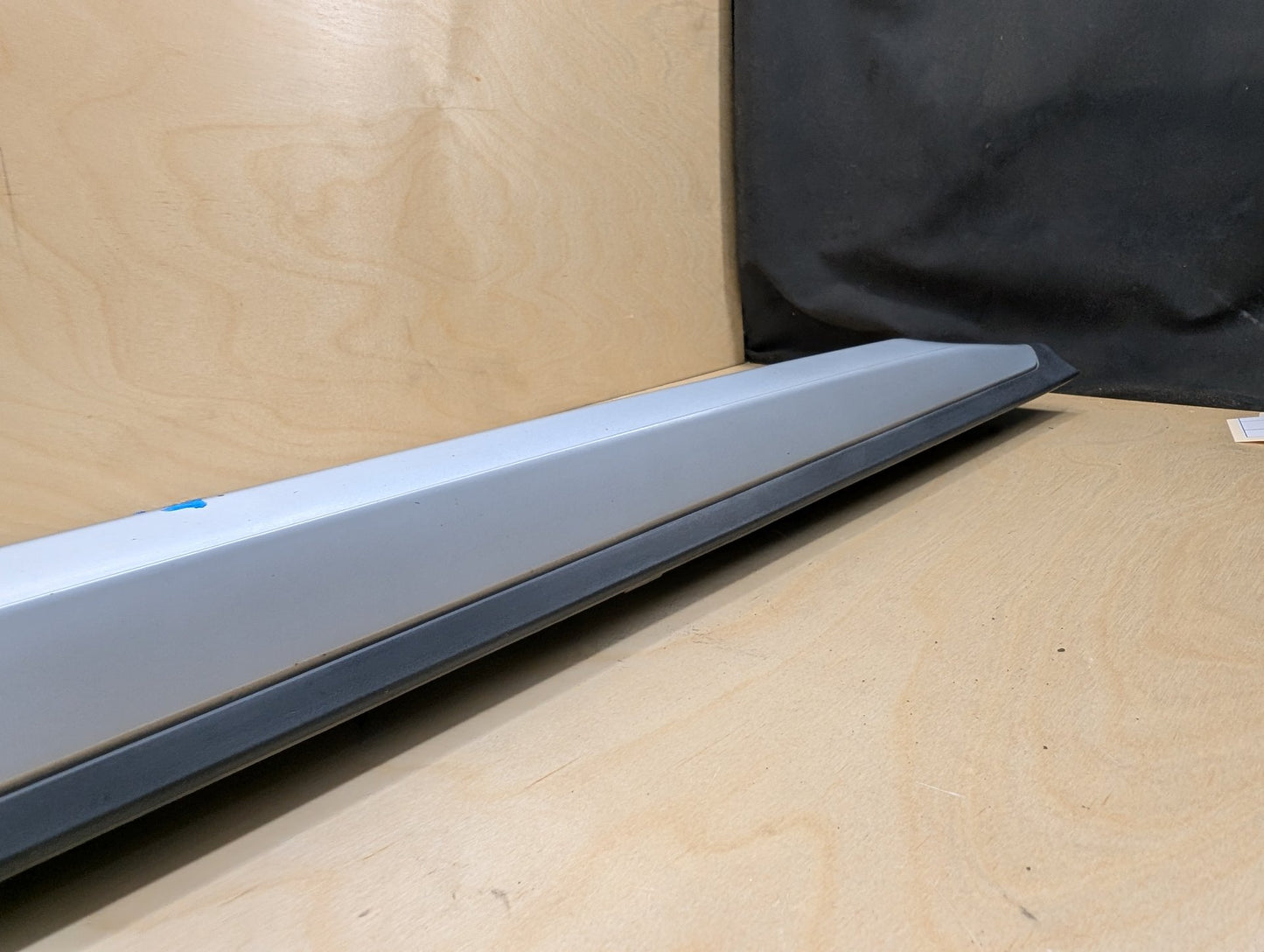 18-24 OEM BMW G01 G02 X3 X4 Front Left Driver Side Door Lower Trim Molding