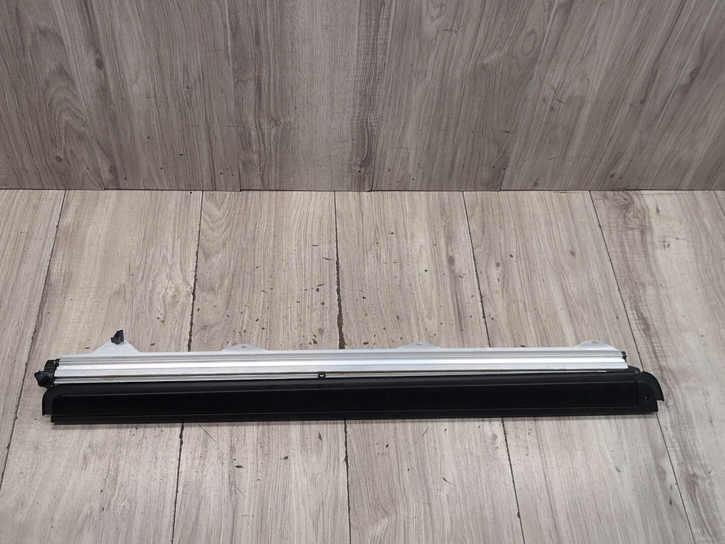 2012-2018 BMW M6 F06 Rear Left Driver Door Window Glass Roller Sunshade Blind 7288147