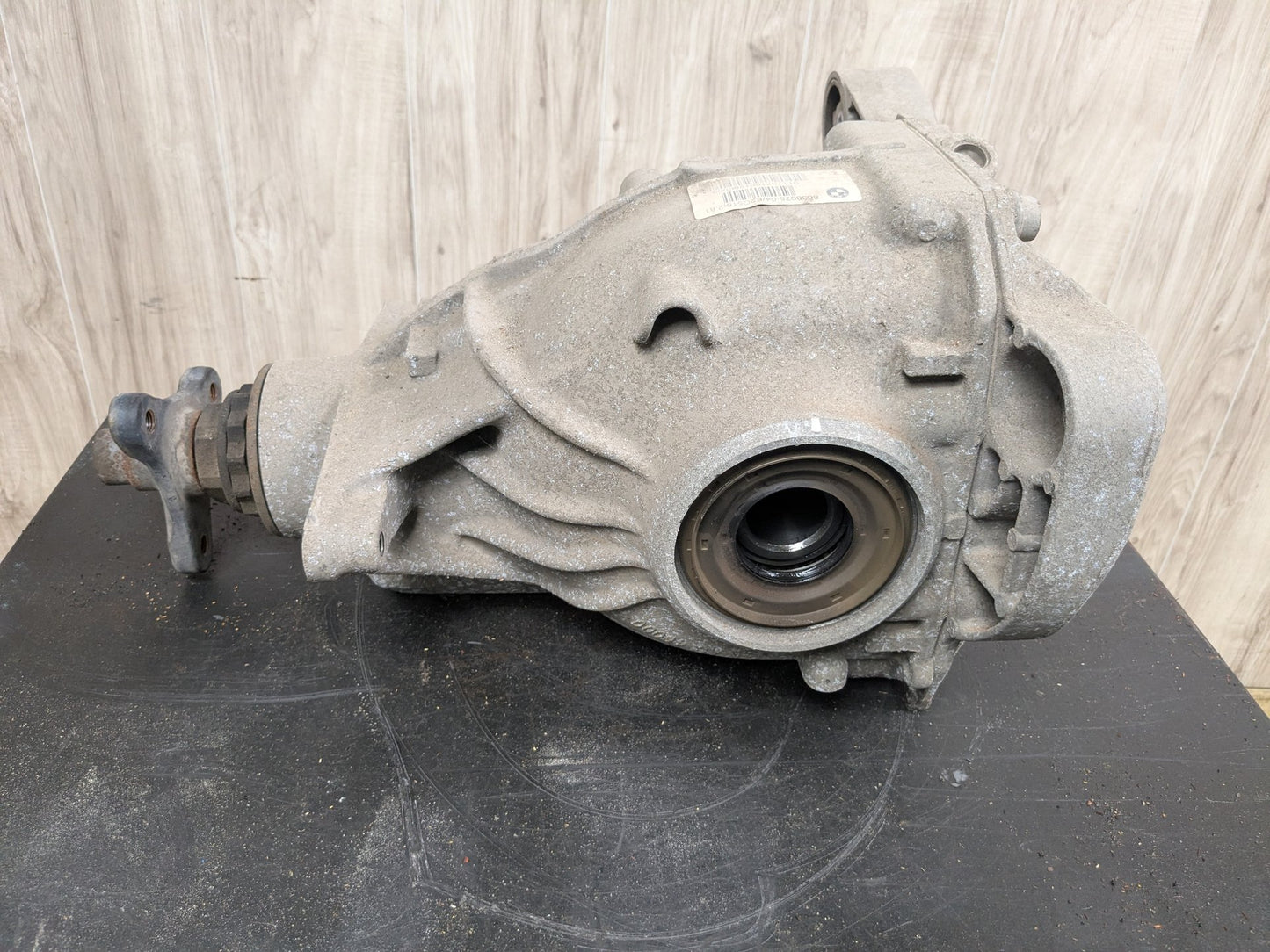 16-22 OEM BMW G11 G12 750 M760 G30* M550 N63 Rear Differential Axle Carrier 2.81