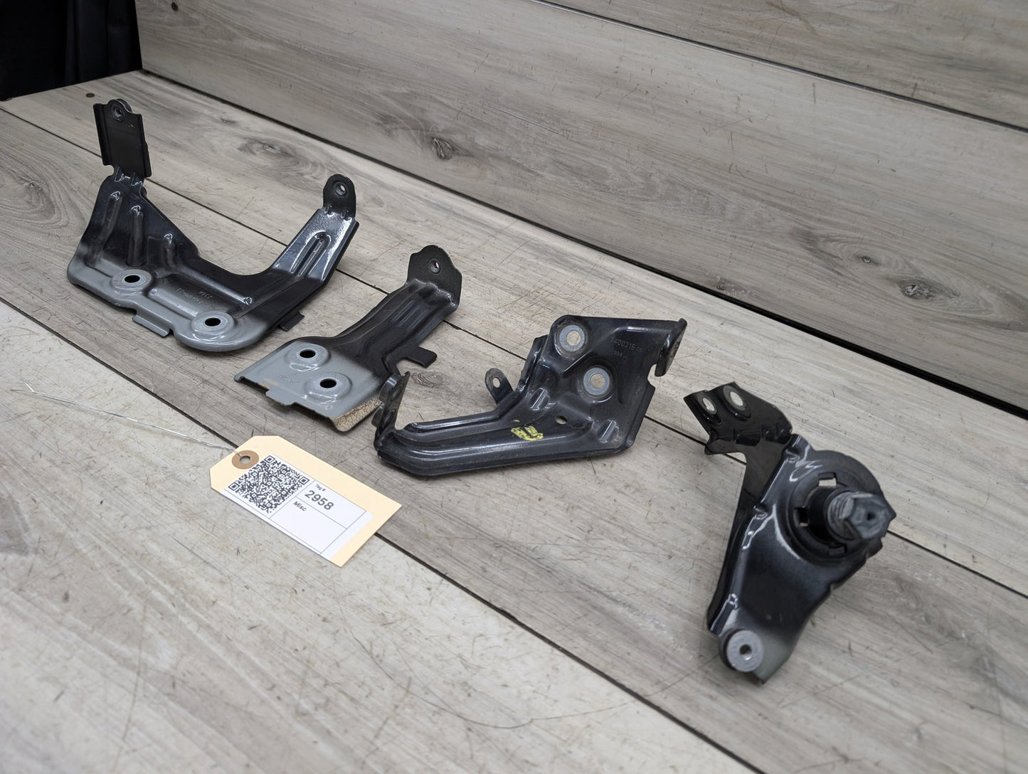 2018 - 2024 BMW X3 G01 Front Left Driver Fender Brackets SET 7424677 B58B30O1