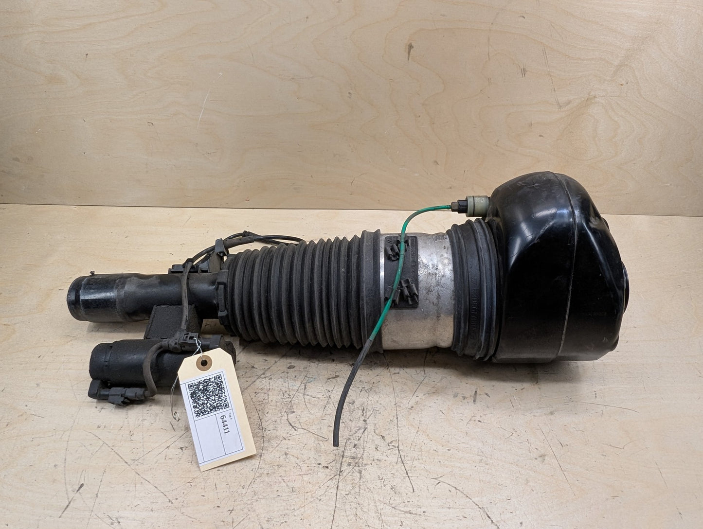 16-21 OEM BMW G12 750 AWD Front Left Driver Air Suspension Strut Shock