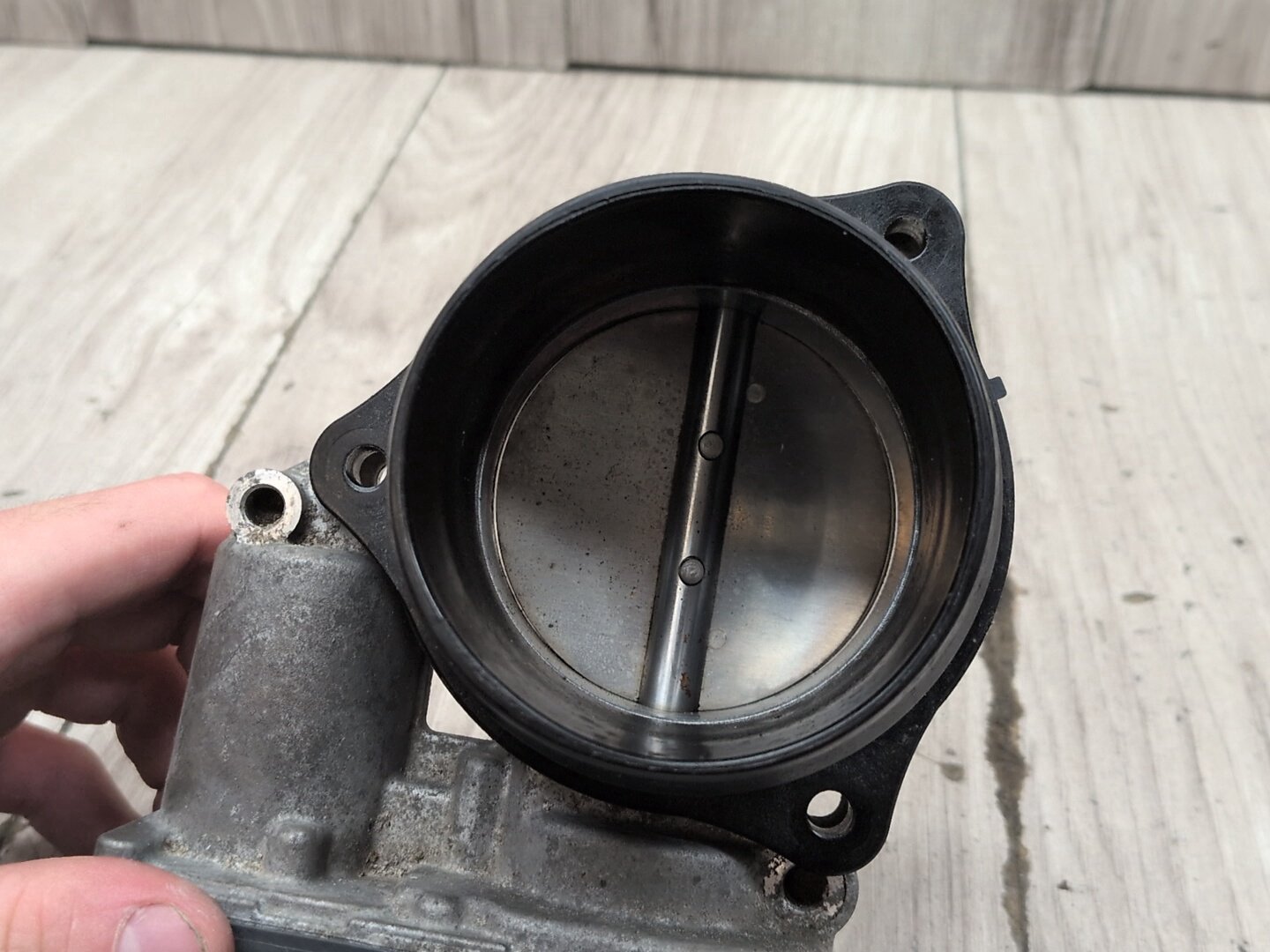 OEM BMW F39 F44 F48 F90 G05 G12 750 G30 M550 M8 Engine B46 N63 S63 Throttle Body