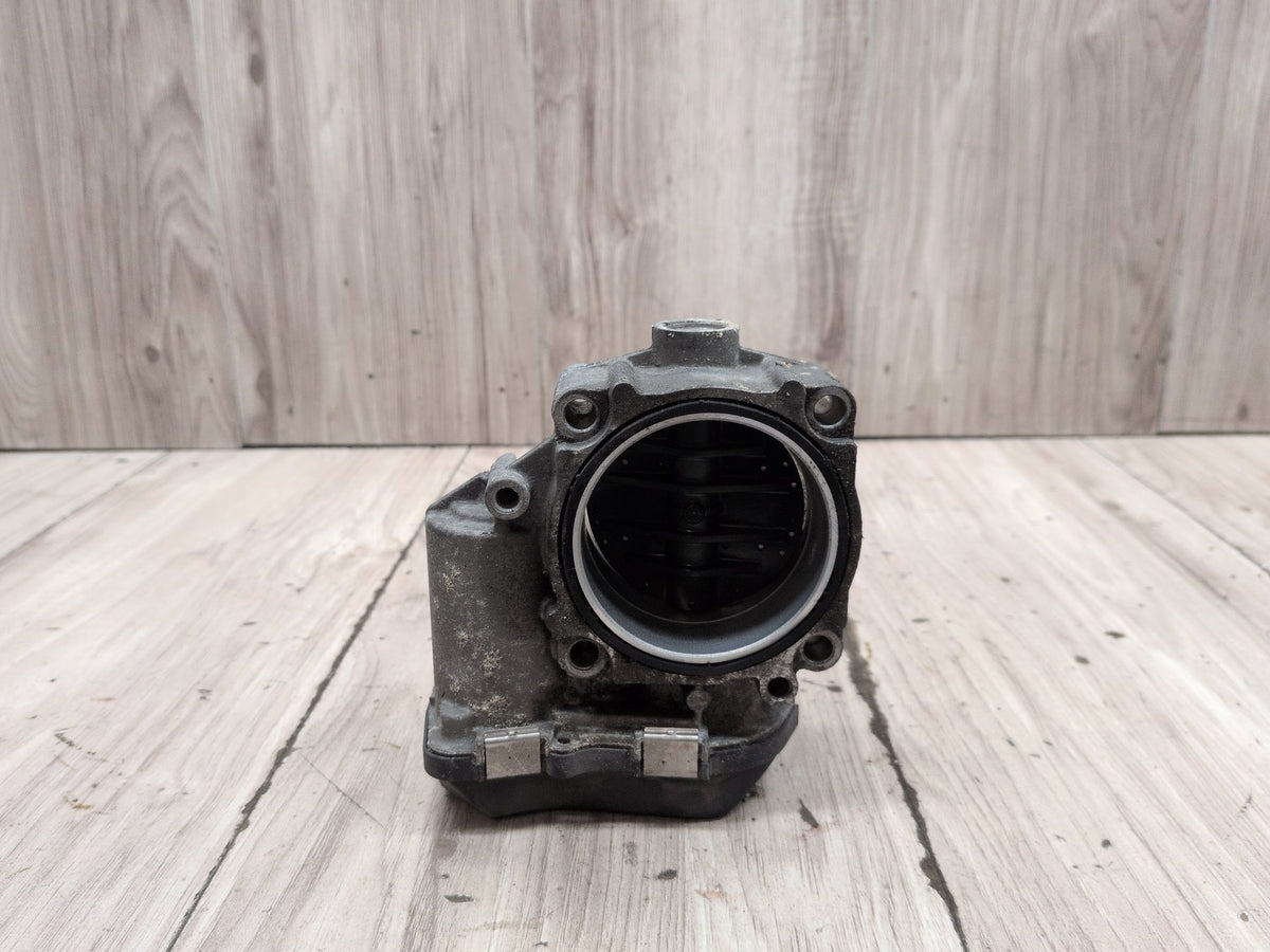 10-19 BMW F10 F12 F13 F01 F02 F15 S63 Intake Manifold Throttle Housing Assembly