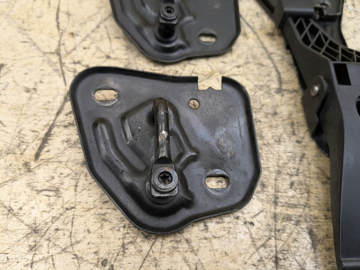 2012-2018 Audi A6 C7 Hood Bonnet Safety Lock Latches SET 4G0823186 OEM