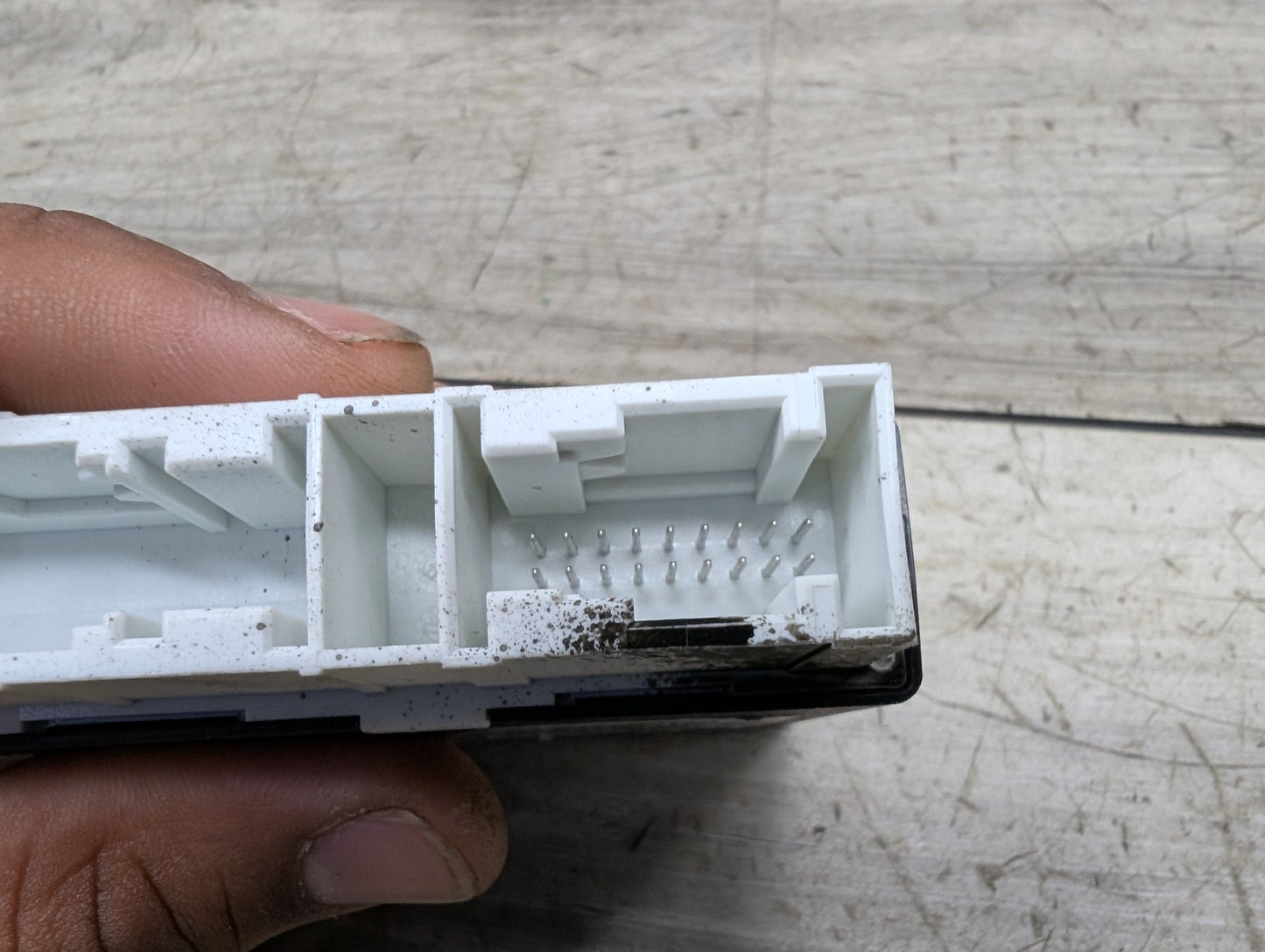 2014 - 2018 BMW X5 F15 PDC Park Assist Control Module 9117847 N63B