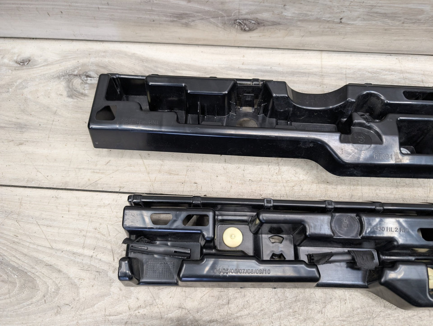 2017-2023 BMW 530i G30 Right Passenger Side Skirt Rocker Panel Brackets SET 7387348