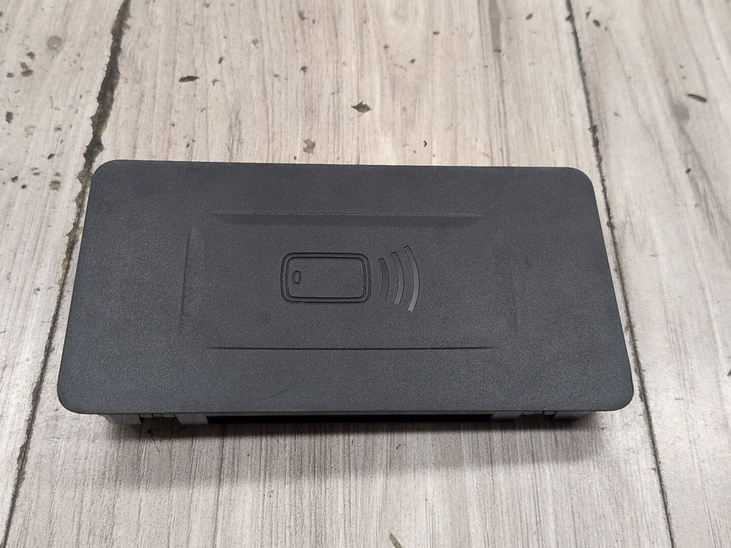 2022 BMW M340i G20- Wireless Phone Charger Module PN: 5A0D8A8