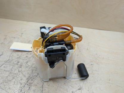 OEM BMW G20 G22 G23 G26 G42 330 M340 430 M440 Gas Tank Mounted Sending Fuel Pump