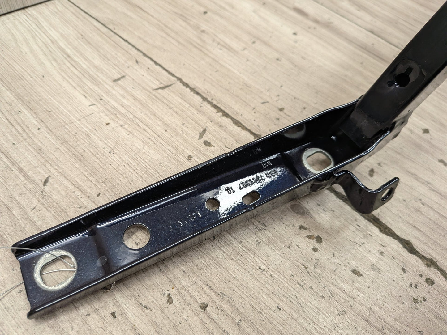 2018 BMW M550i xDrive G30 Rear Left Right Trunk Desk Lid Hinges SET PN: 7366398
