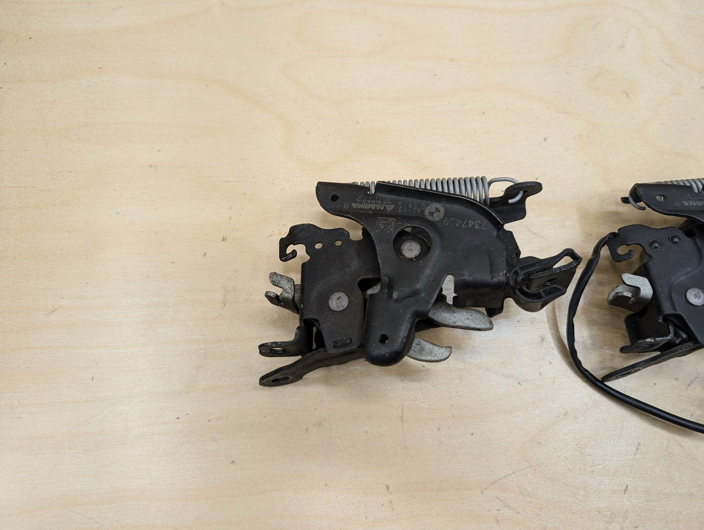 OEM BMW G11 G12 G15 G30 G90 M5 M8 Hood Left Right Hood Lock Latch w/ Cable SET