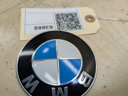 2012-2018 BMW 320i F30 Emblem Badge Symbol Logo 7288752