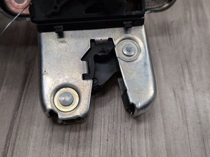 2008 - 2017 Audi S5 8T Liftgate Trunk Lid Liftgate Lock Latch Actuator 4F5827505D