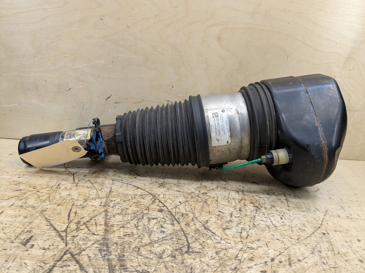 16-21 OEM BMW G12 750 AWD Front Left Driver Air Suspension Strut Shock