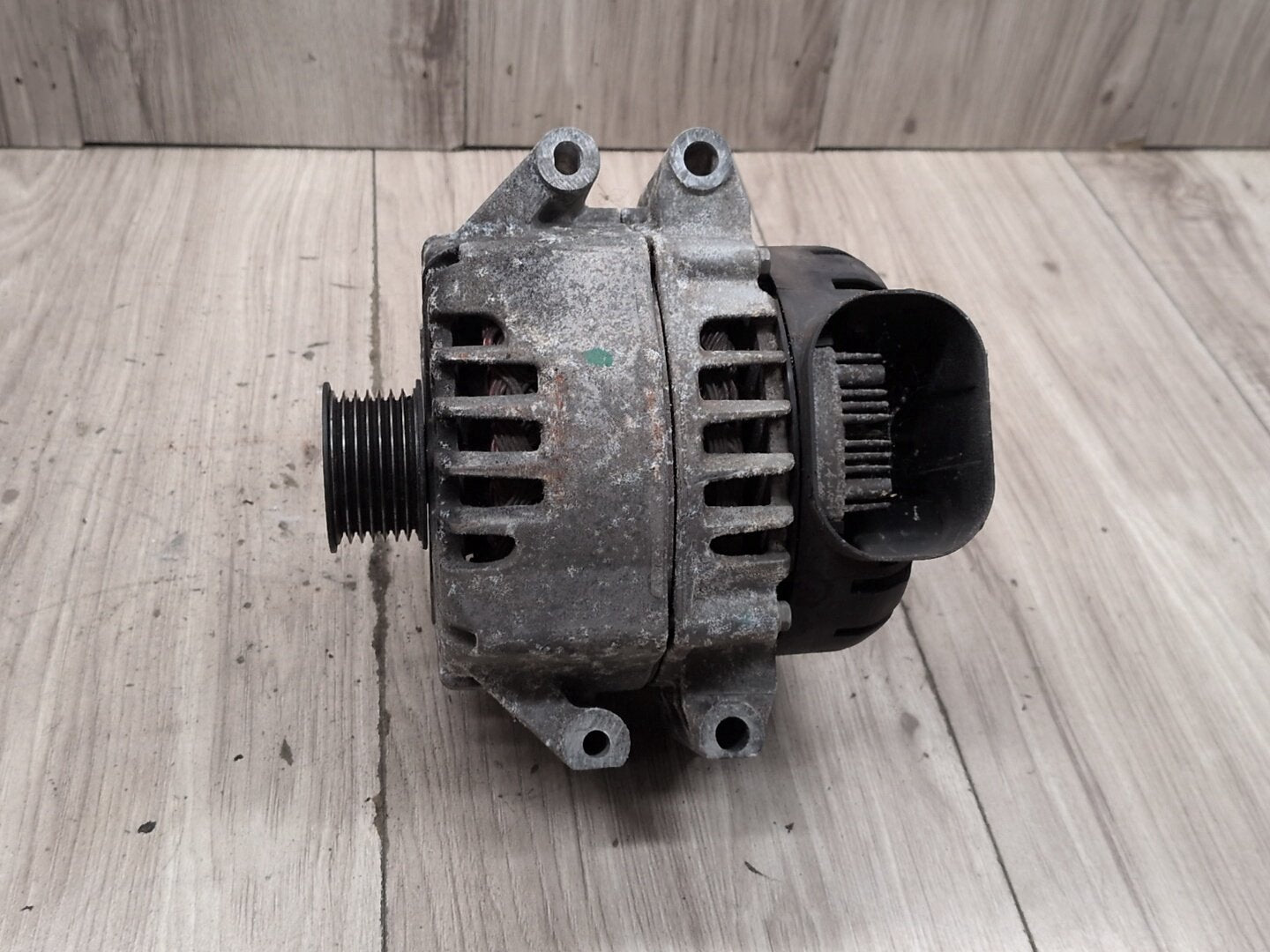 16-23 OEM BMW F16 G05 G07 G12 G16 G30 M550 Engine N63 Alternator Generator 250A