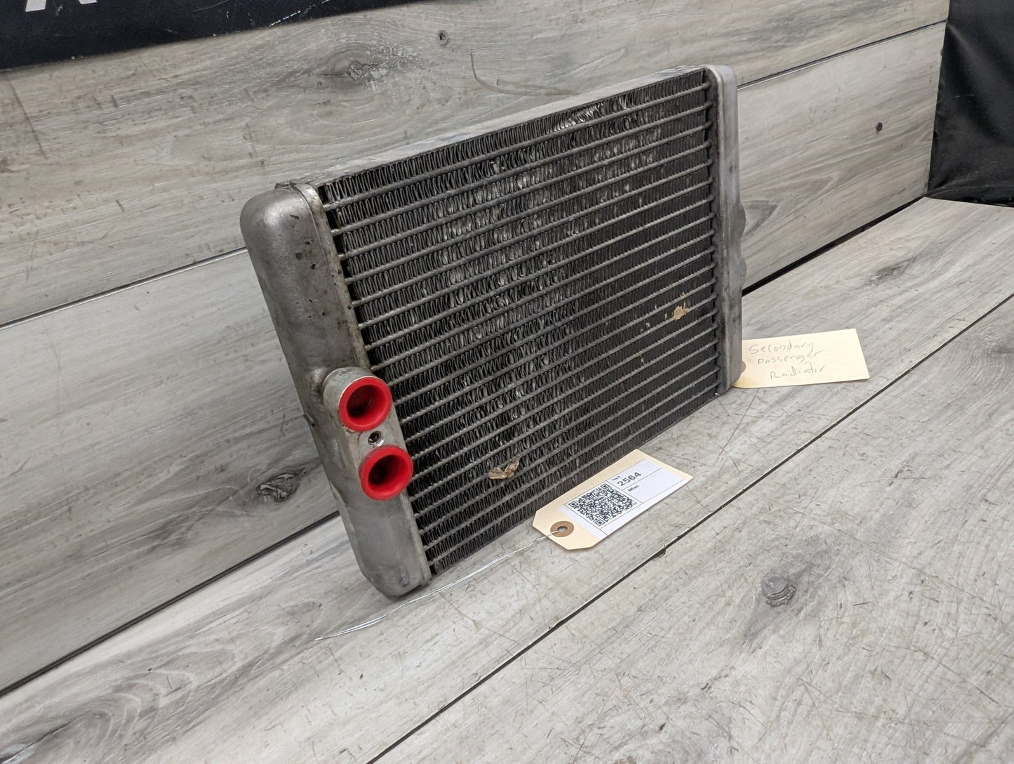 2014 - 2018 BMW X5 F15 Engine Oil Cooler 7645692 N63B44O1