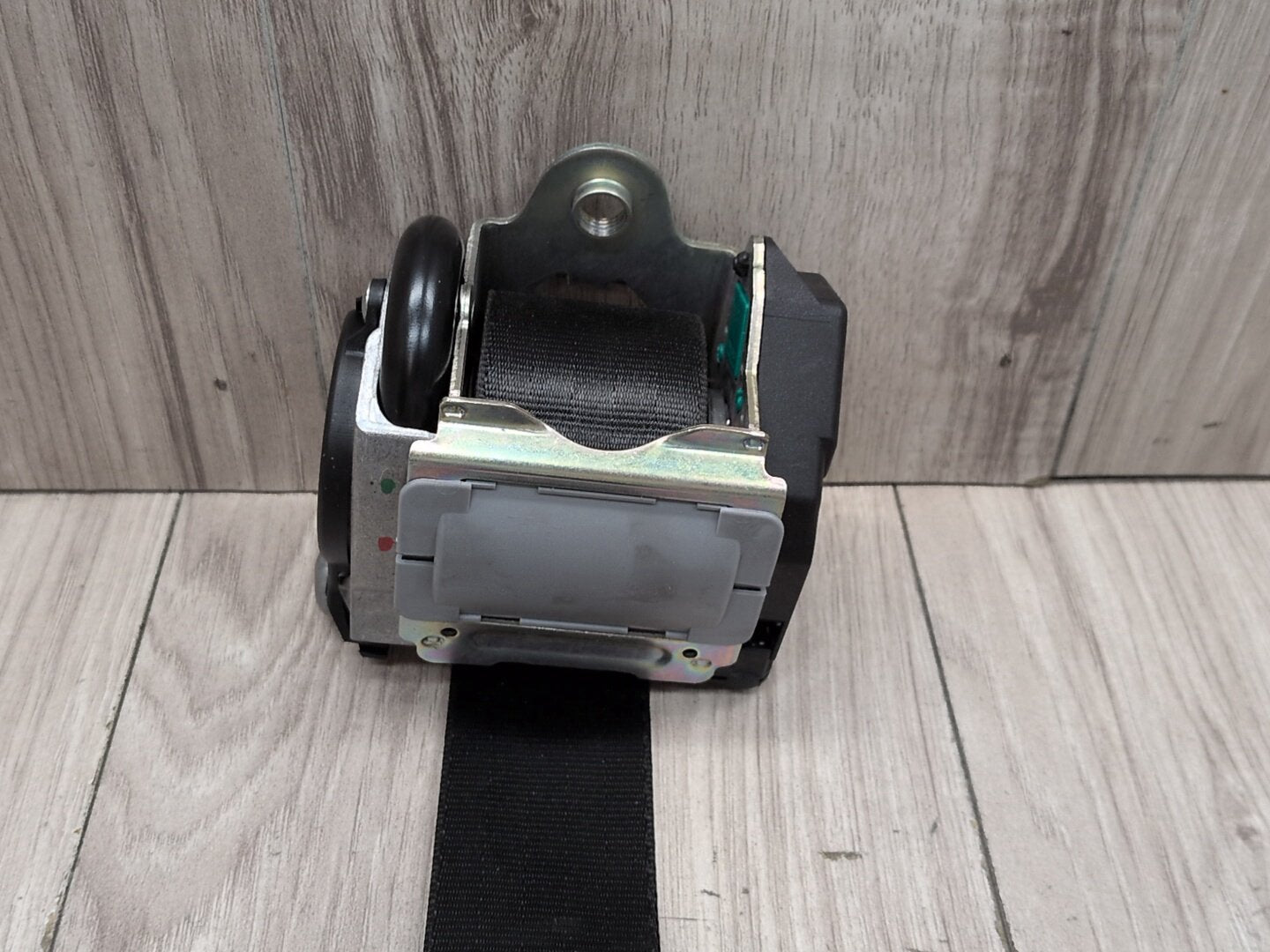 2013 - 2017 Audi S5 8T Rear Left or Right Seatbelt Seat Belt Retractor 8T0857805N CTUB