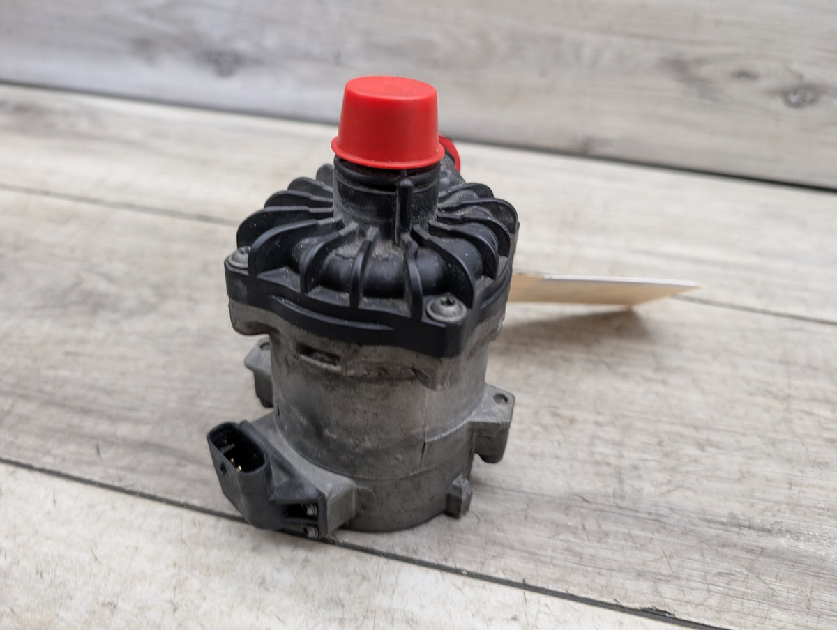 OEM BMW E70 F02 F06 F10 F15 F16 X5 Engine N63 S63 Auxiliary Coolant Water Pump