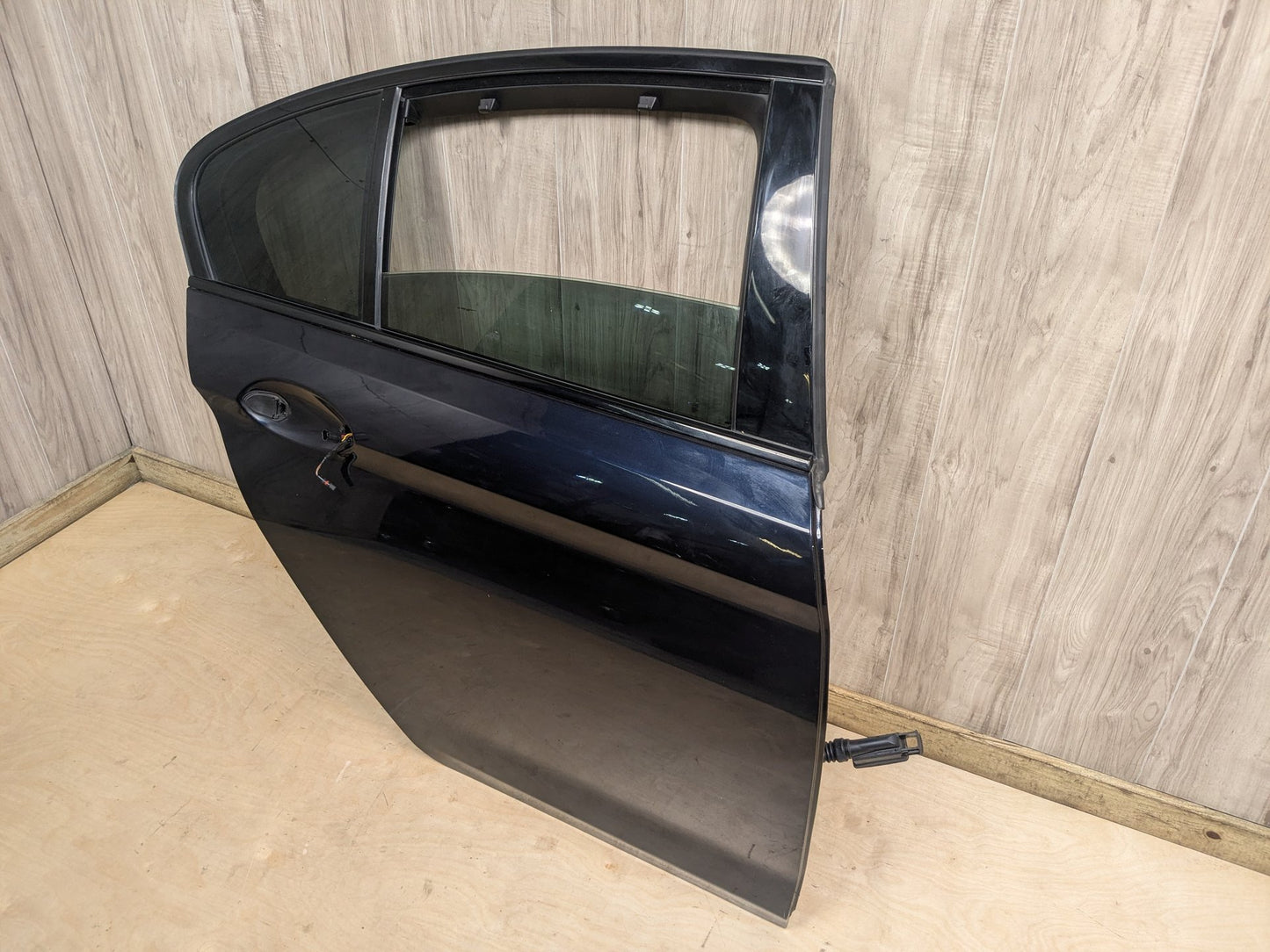 OEM BMW F90 G30 530 540 M550 M5 Rear Right Passenger Door Shell Panel