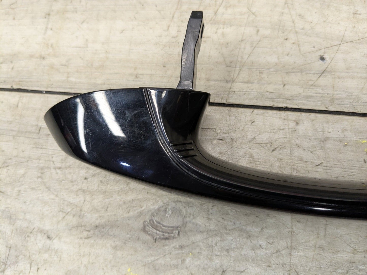 2019 - 2026 BMW 330i G20 Front or Rear Right Passenger Exterior Door Handle w/ Comfort Access 8492022 B46B20O1