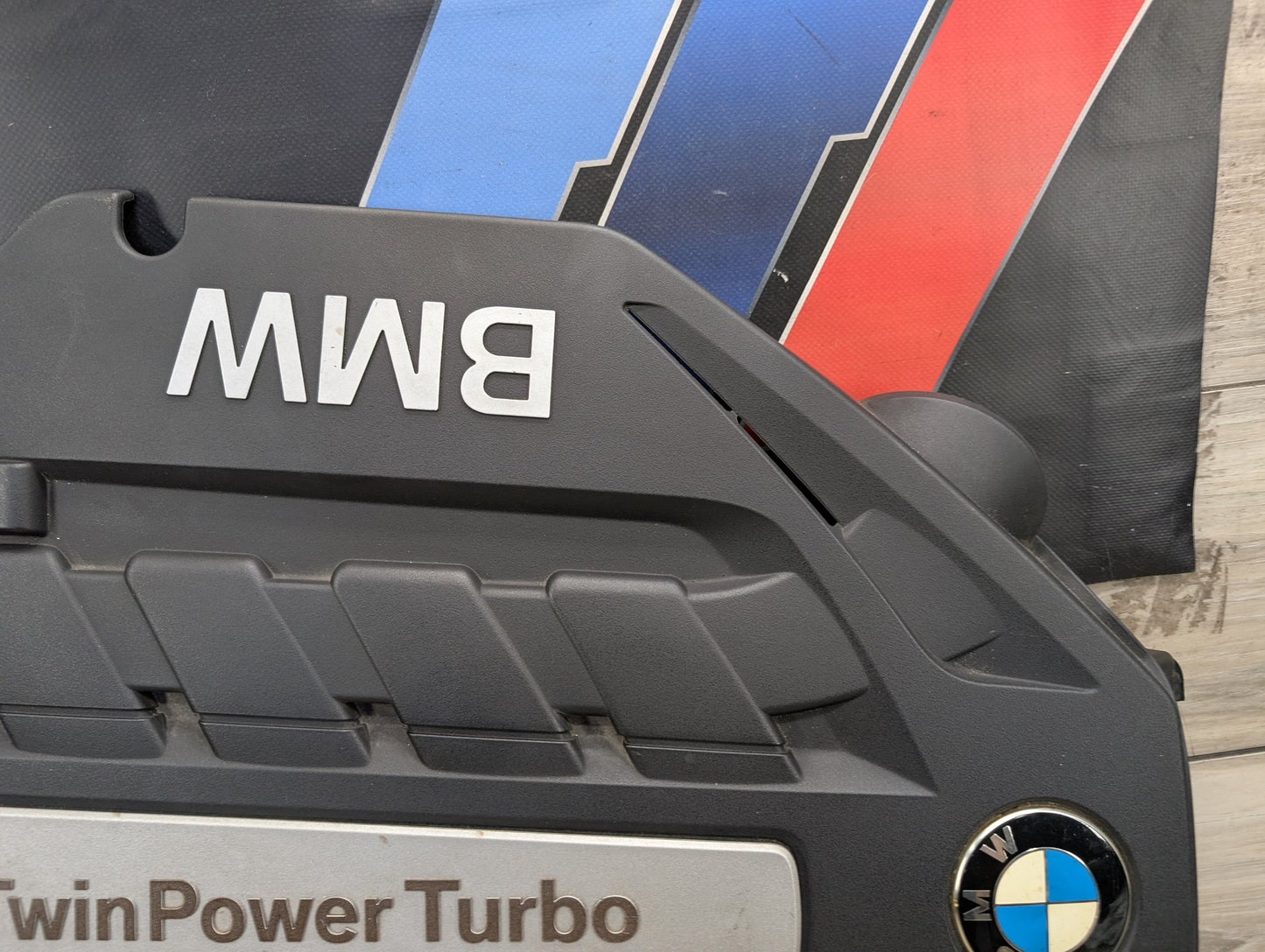 OEM BMW F02 F06 F10 F13 550 650 750 Engine N63 Cover Head Ignition Covering