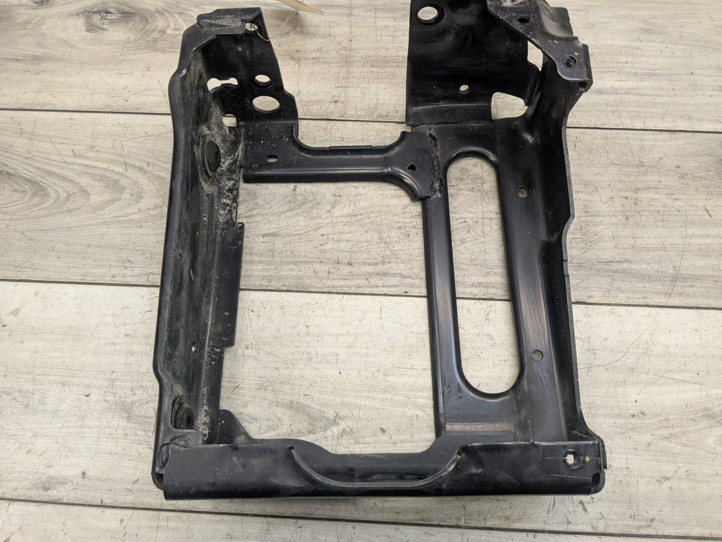 OEM BMW G01 G02 F97 X3 X4 Front Right Passenger Radiator Reinforcement Bracket