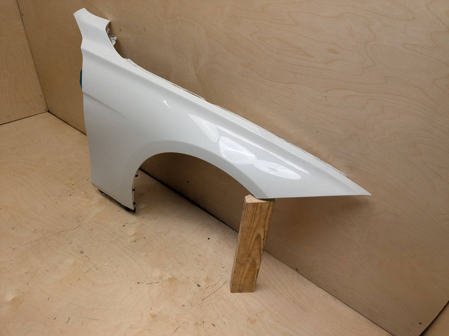 12-18 OEM BMW F30 F31 328 330 335 340 Right Passenger Side Fender Panel White 300