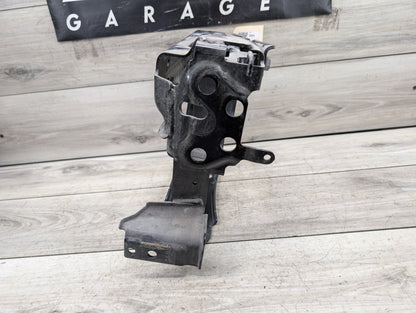 OEM BMW G20 G22 G23 G26 Front Right Passenger Radiator Reinforcement Bracket