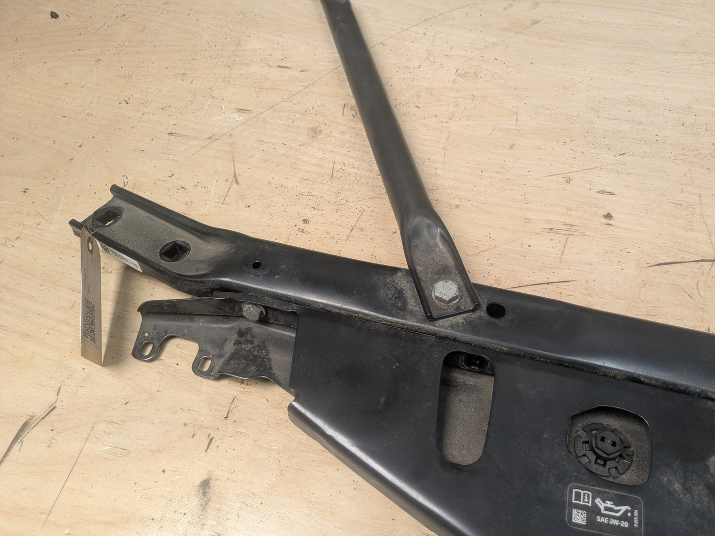 OEM BMW F06 F10 F12 F13 M5 Front Upper Engine Bay Radiator Support Mount Tie Bar