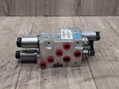 08-19 OEM BMW F15 F16 F85 F86 X5 M X6 M RHD Active Dynamic Drive Valve Block