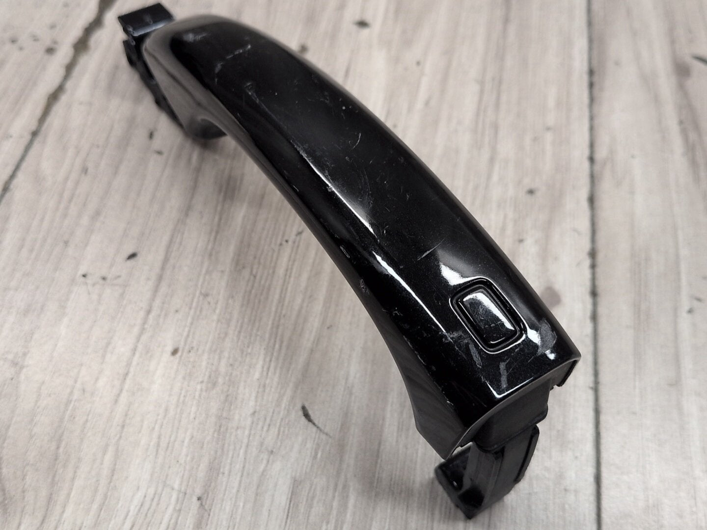 2015-2018 Audi Q3 8U Front or Rear Right Passenger Exterior Door Handle 8T0837205A