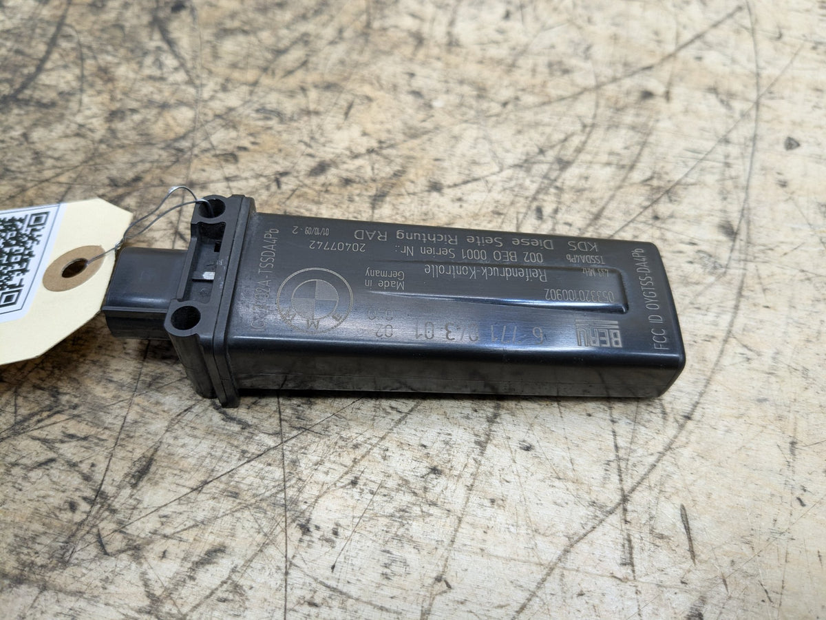 OEM BMW E82 E88 E90 E92 E93 F10 Tire Pressure Monitoring Sensor Module RDC TPMS