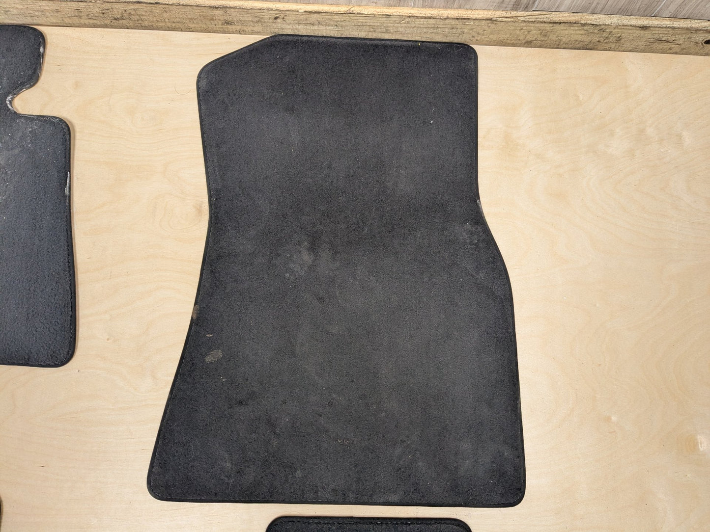 2019 - 2026 BMW X5 G05 Front Rear Left Right Mat Carpet Floor Mats SET 7478825 N63B44M3
