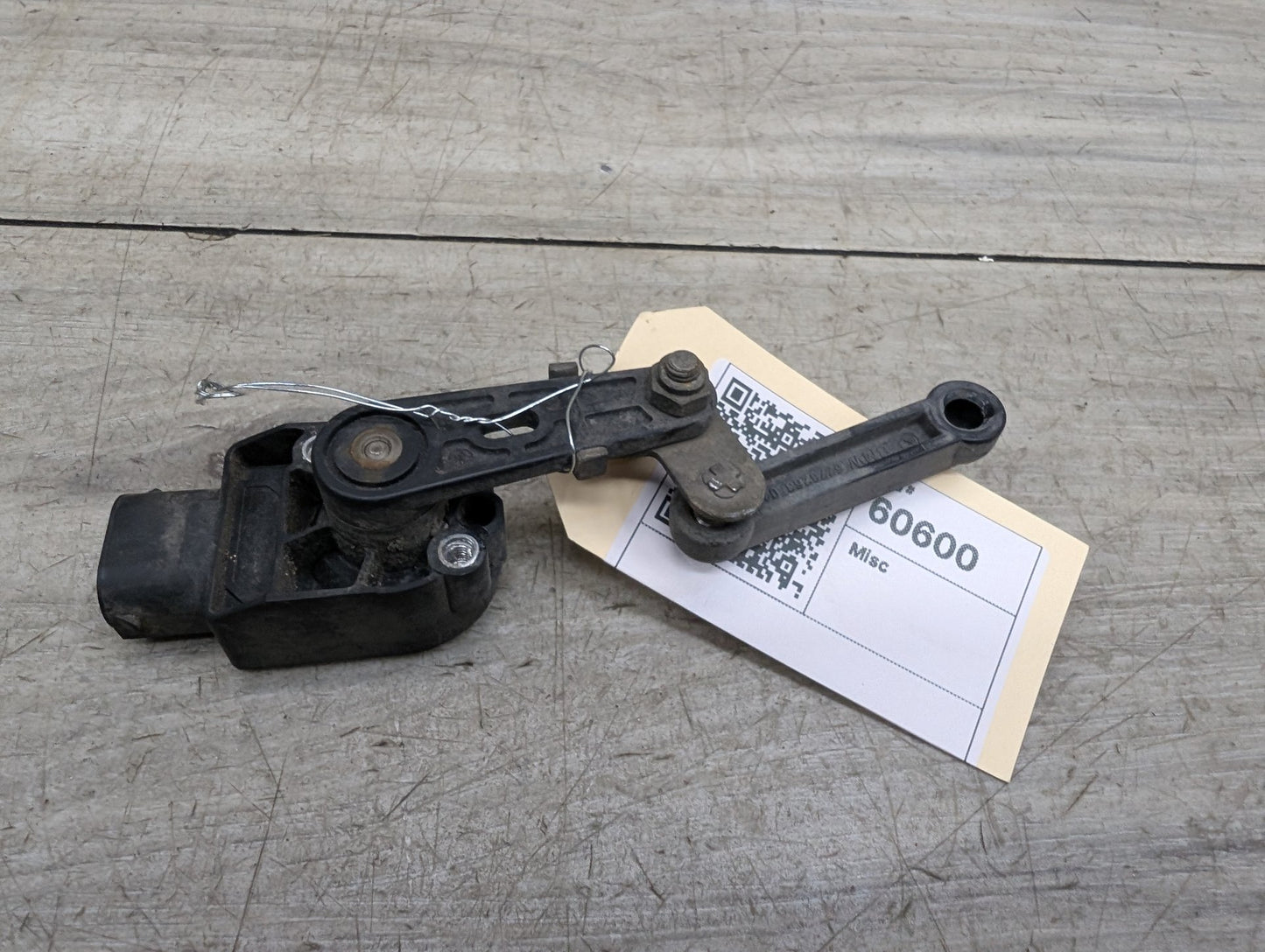 OEM BMW F10 F30 F80 G01 G05 G12 G30 G80 Left Right Headlight Height Level Sensor