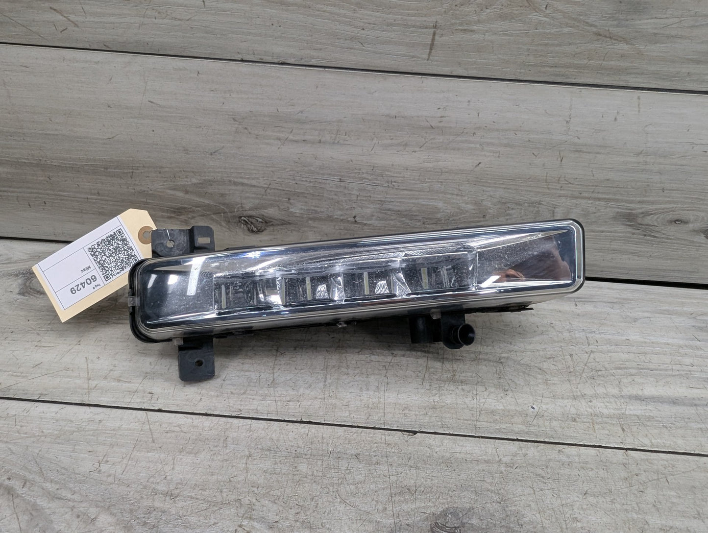 2017-2023 BMW 530i G30 Front Right Passenger Bumper Fog Lamp Light 7349132