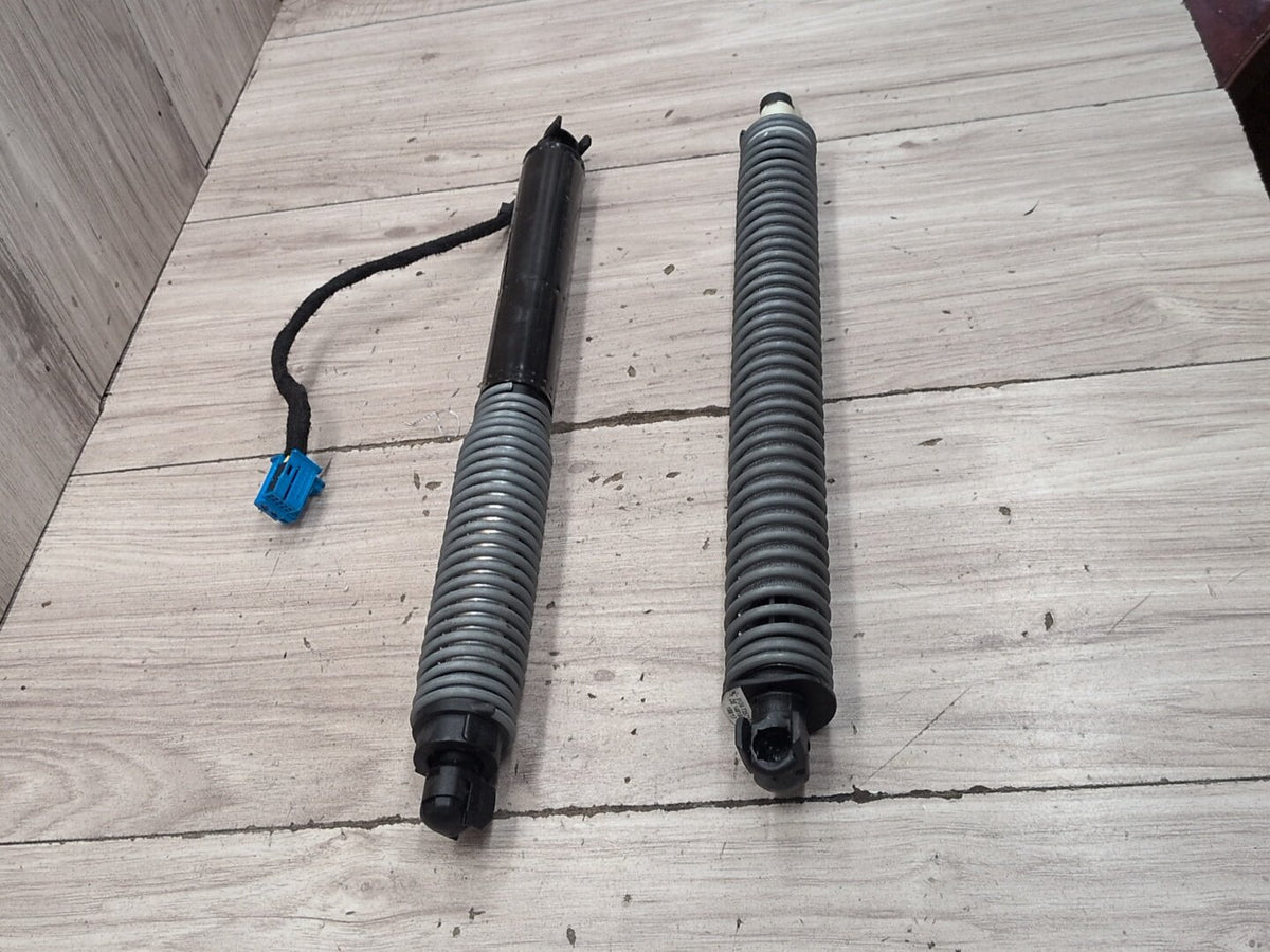 16-19 OEM BMW G12 740 750 M760 Right Passenger Electric Trunk Lid Shock Strut