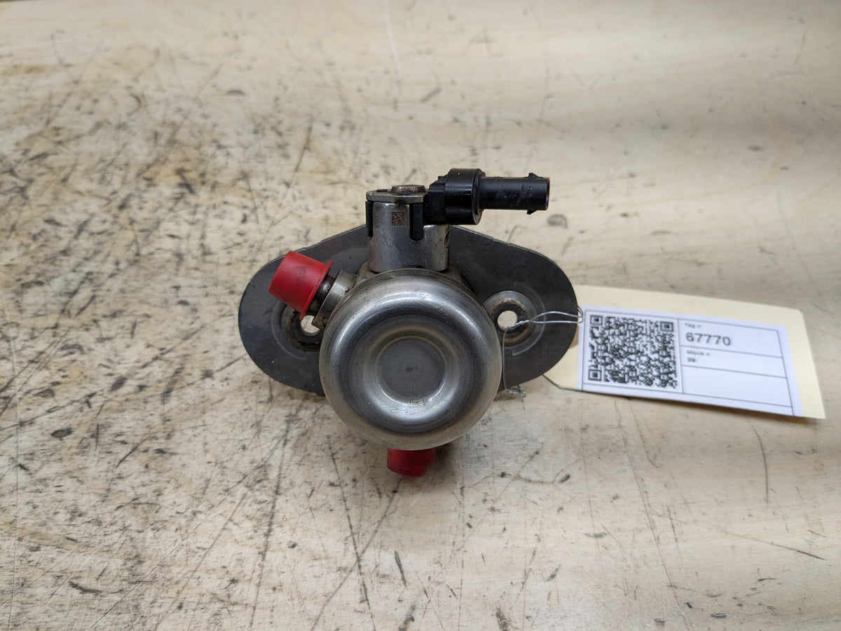 16-20 OEM BMW G11 G12 750 G30 M550 Engine N63R HPFP High Pressure Fuel Pump 5-8