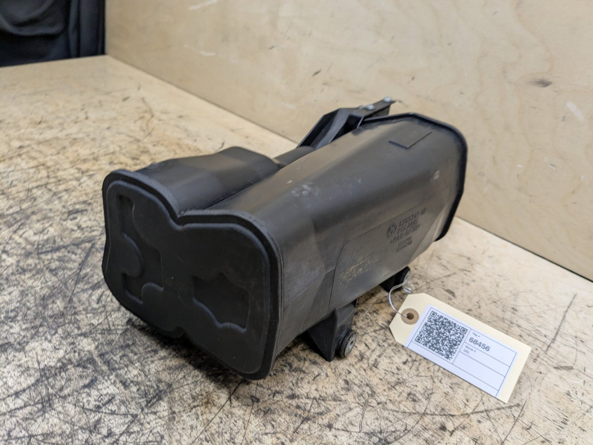 OEM BMW E89 E90 E92 E93 Charcoal Filter Fuel Tank Vapor Evaporator Cannister