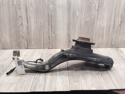 2014 - 2018 BMW X5 F85 Front Right Passenger Spindle Knuckle w/ Bearing 6869870 S63B44T2
