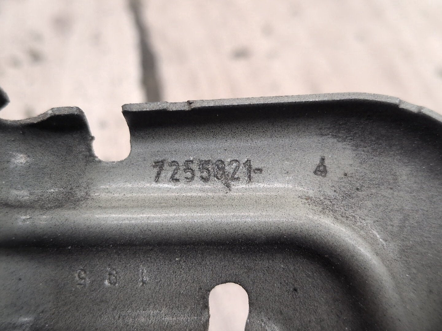 12-20 OEM BMW F30 F32 F33 F36 Front Left Driver Fender Wing Holder Bracket SET