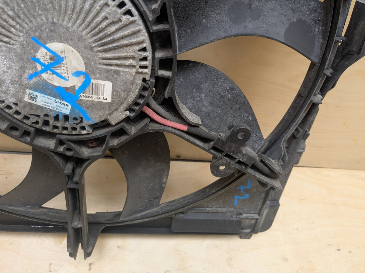 2015-2018 BMW X5 F85 Radiator Fan Shroud Housing w/ Motor 7647371