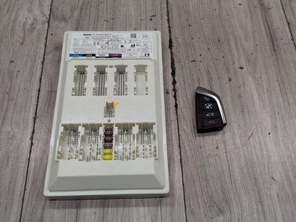 2019-2026 BMW M340i G20 Bdc Body Domain Fem Control Module w/ Key 5A5F658