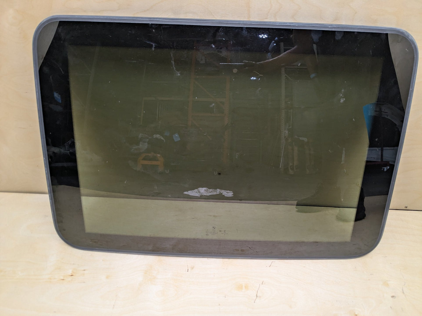 2019 - 2026 BMW 330i G20 Front Sunroof Sun Roof Glass 8737865 B46B20O1