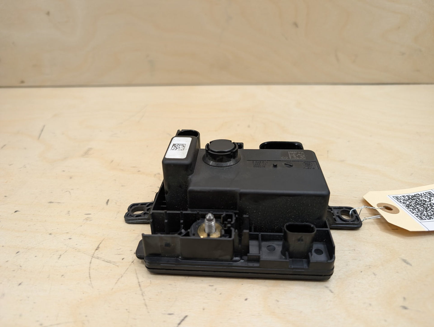 2015-2019 BMW X6 F16 Integrated Power Supply Module 8645514