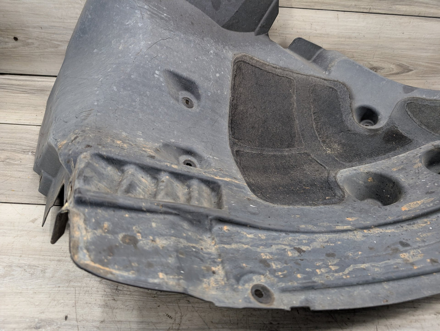 2019-2026 BMW X5 G05 Front Left Driver Wheel Fender Liner Splash Guard 7424907