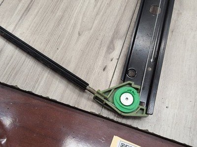 2010-2016 Audi S4 B8 Front Right Door Window Regulator 8K0837462 OEM