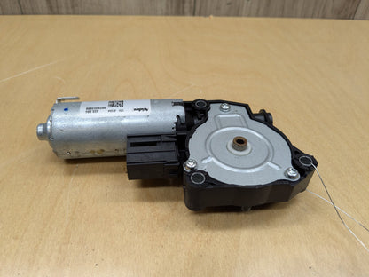 2022-2026 BMW 430i G26 Sunroof Sun Roof Glass Motor 7424804 OEM