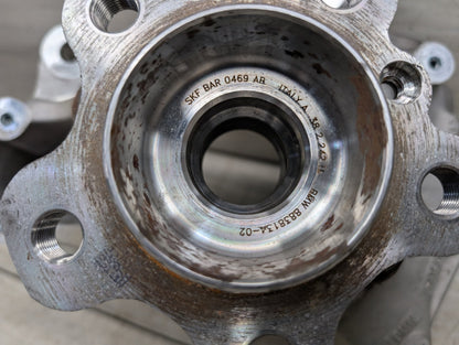 2021-2026 BMW 430i G22 Front Left Driver Spindle Knuckle w/ Bearing 6877147