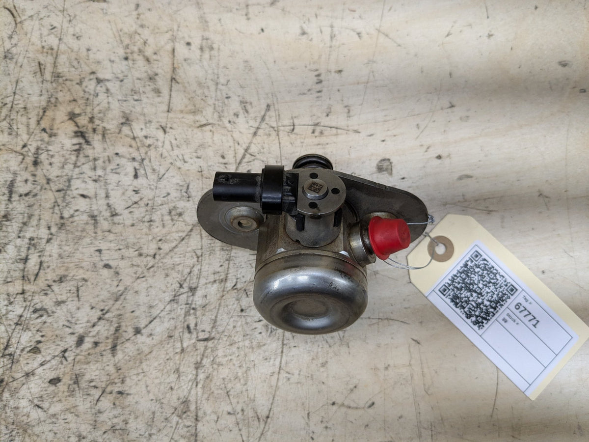 16-20 OEM BMW G11 G12 750 G30 M550 Engine N63R HPFP High Pressure Fuel Pump 1-4