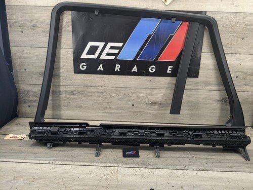 OEM BMW E70 X5 Rear Right Door Window Retractable Sun Shade Privacy Screen Trim