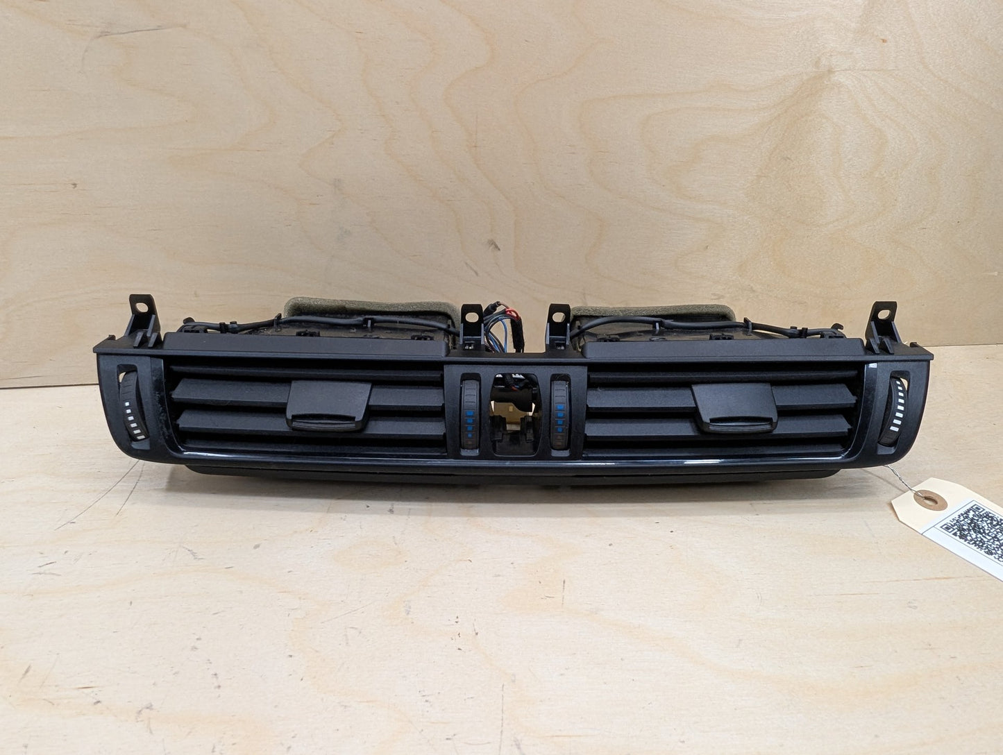 14-19 OEM BMW F15 F16 F85 F86 X5 X6 Dash Center Hazard Button AC Air Vent Grille